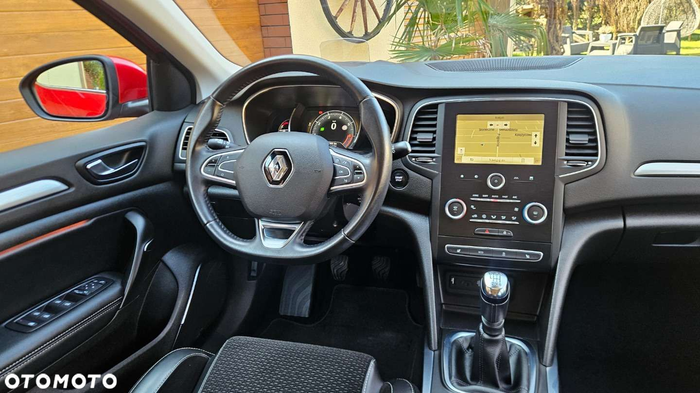 Renault Megane Grandtour ENERGY TCe 130 BOSE EDITION - 15