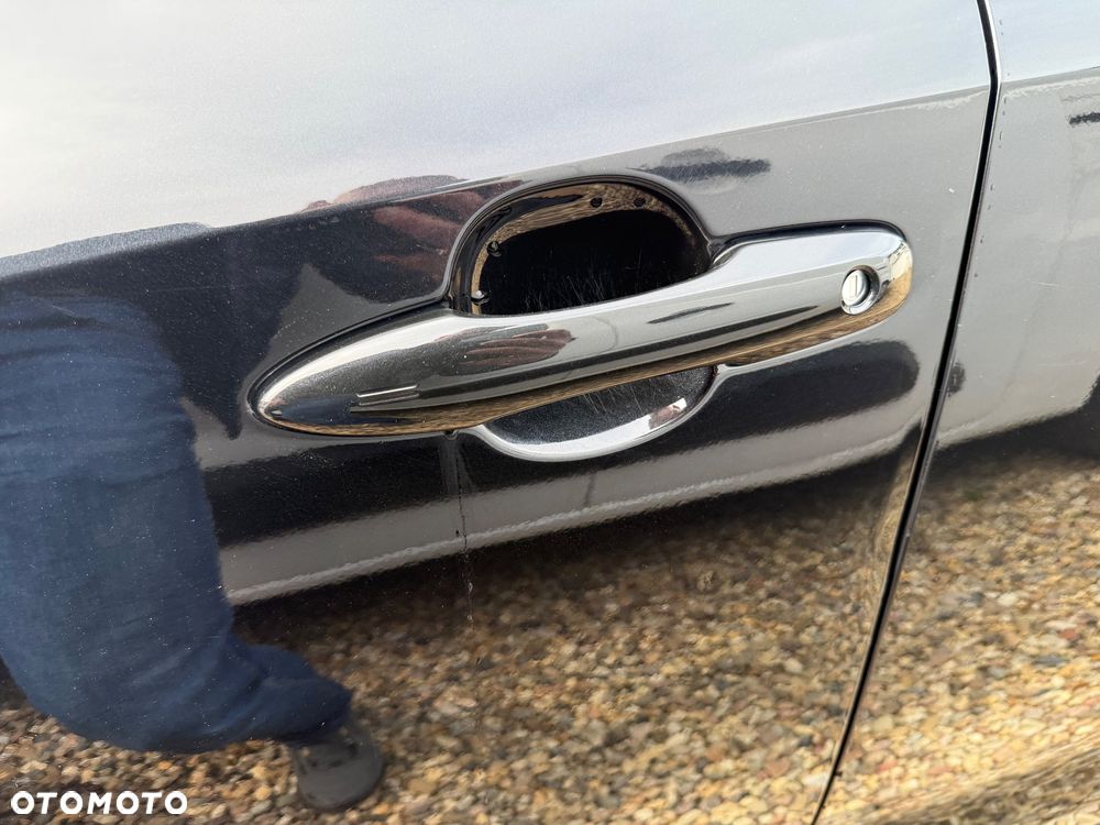 Toyota Corolla 1.8 Hybrid Comfort - 28