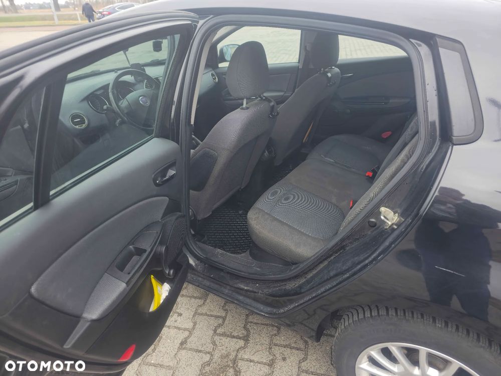 Fiat Bravo 1.9 Multijet Active - 4