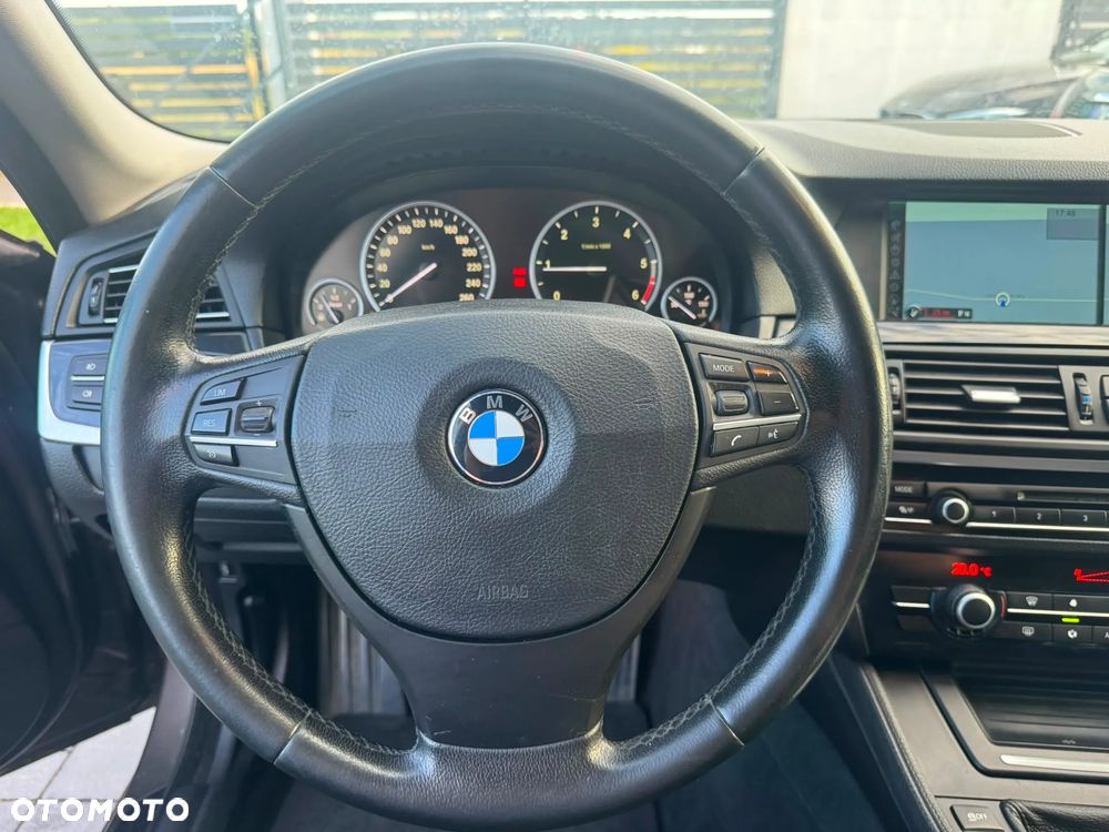 BMW Seria 5 - 13