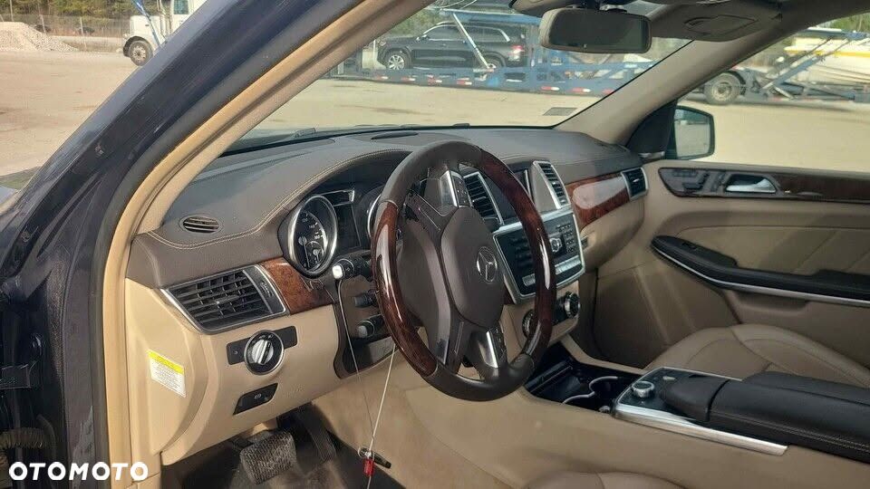 Mercedes-Benz GL - 8