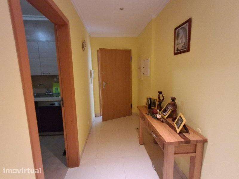 Apartamento em condomínio fechado no Alvor - Grande imagem: 2/18