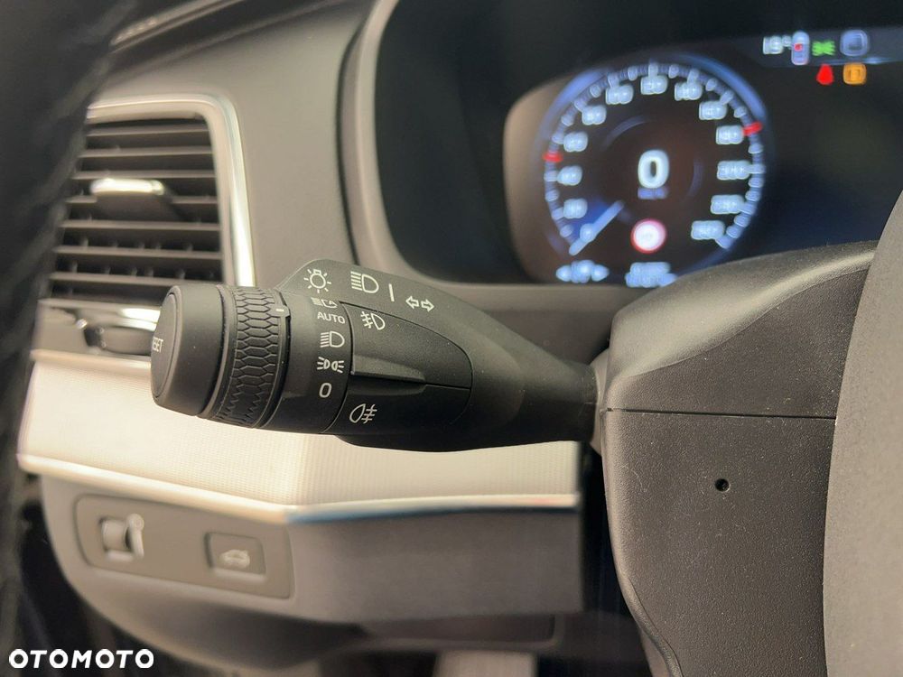 Volvo XC 90 - 26