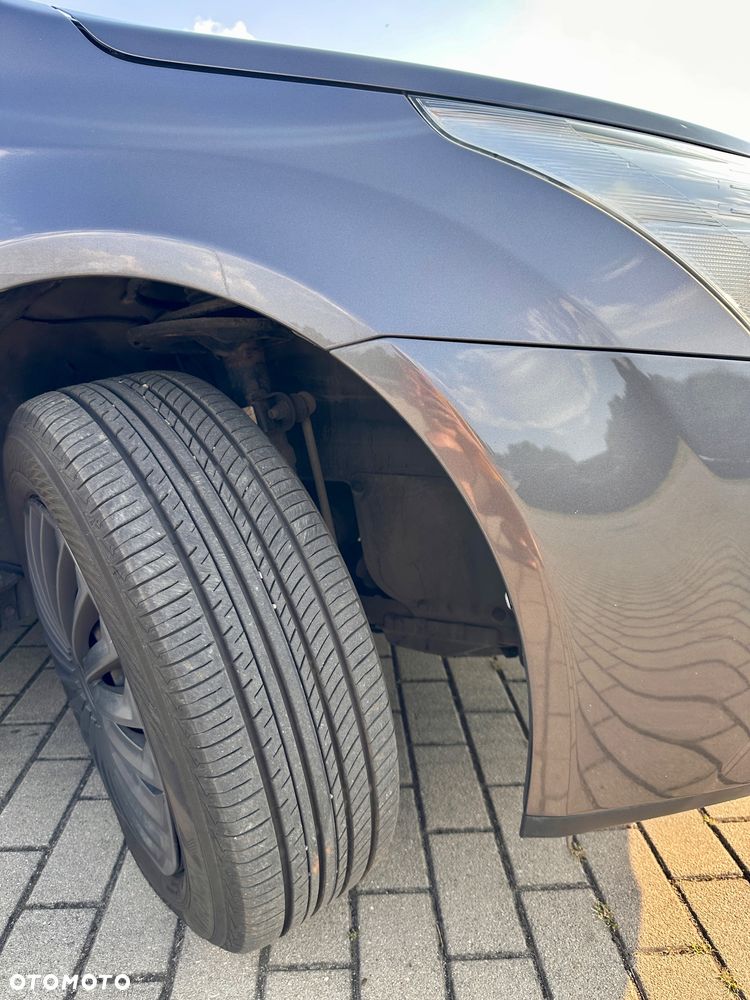 Toyota Avensis 2.0 Sol plus NAVI - 17