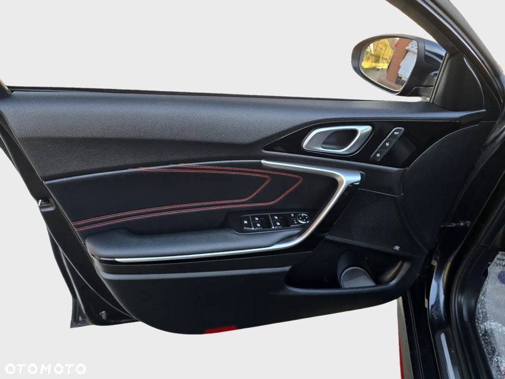 Kia ProCeed 1.6 T-GDI DCT7 OPF GT - 12