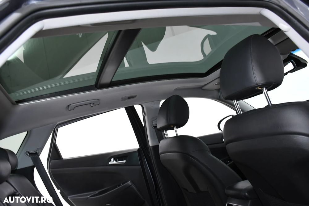 Hyundai Tucson 2.0 CRDI 4WD Automatik Premium - 27