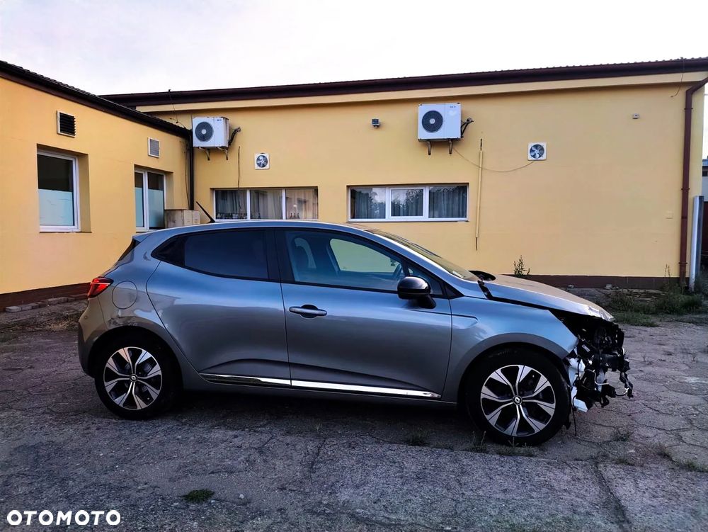 Renault Clio BLUE dCi 100 EVOLUTION - 6