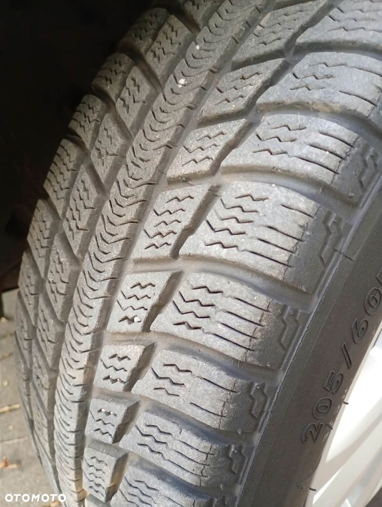 Dacia Jogger 1.0 TCe Expression 7os - 18