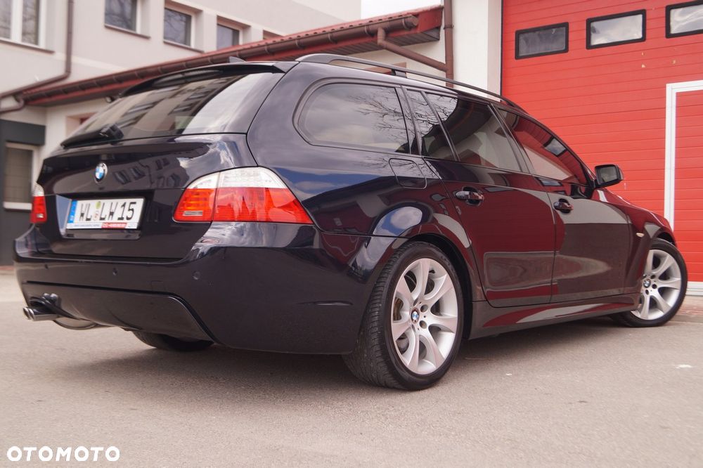 BMW Seria 5 525d Edition Sport - 10