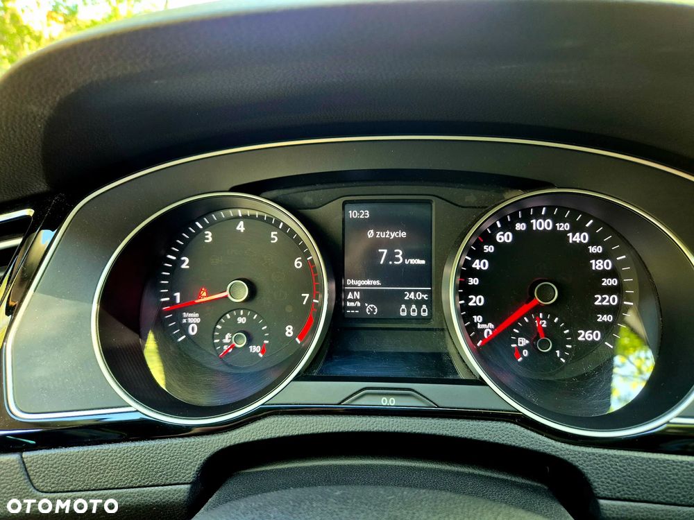 Volkswagen Passat 1.8 TSI BMT Comfortline - 24
