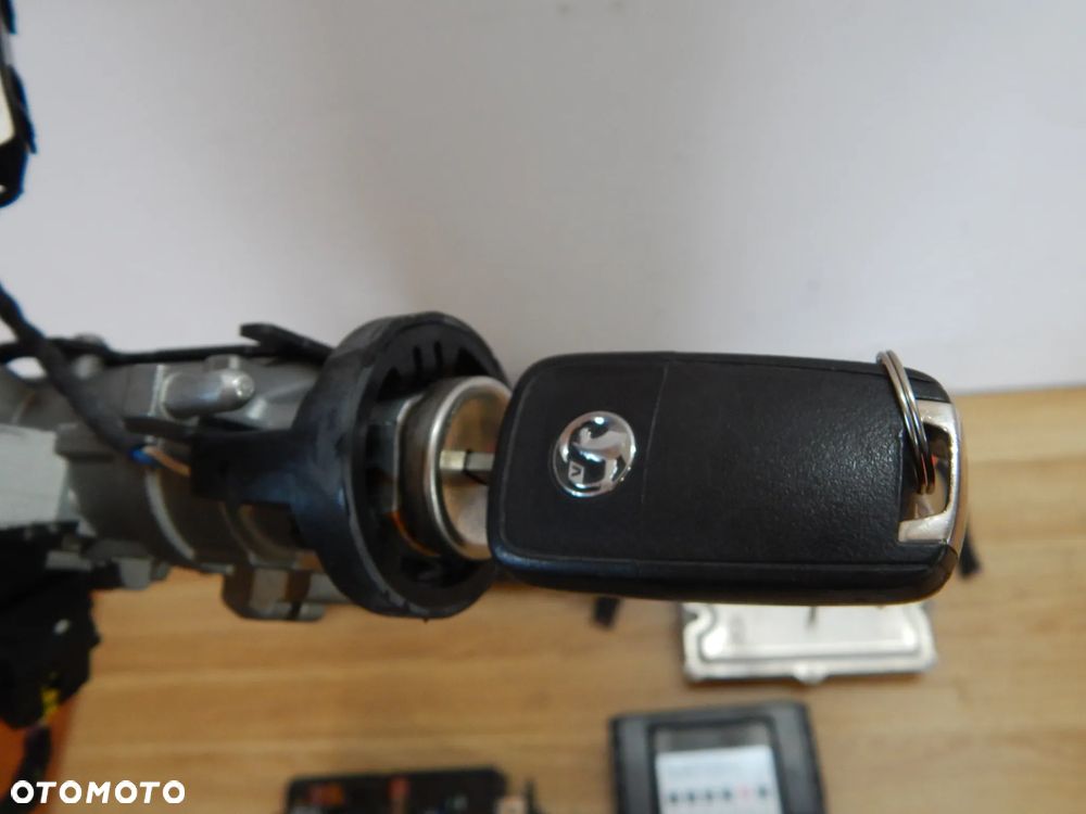 Zestaw startowy komputer stacyjka 1.7 cdti  Opel MOKKA I A zafira astra corsa meriva Trax 12-18  Łuków części - 8