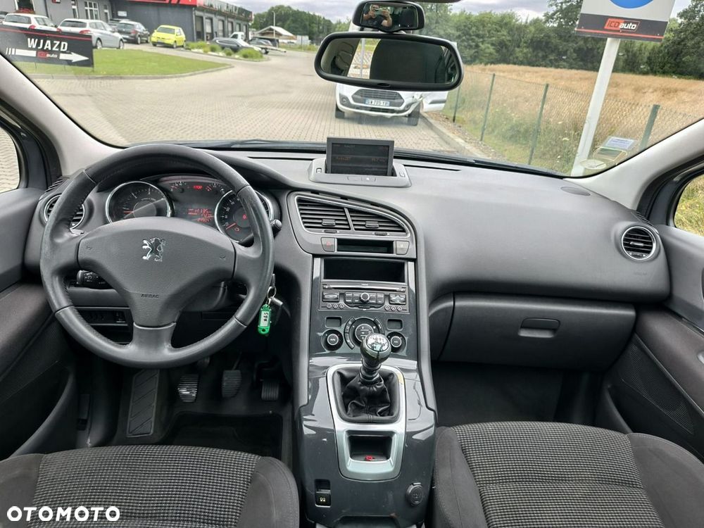 Peugeot 5008 - 11