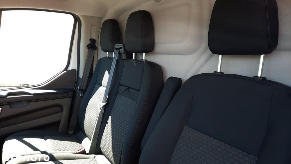 Ford Transit Custom - 9