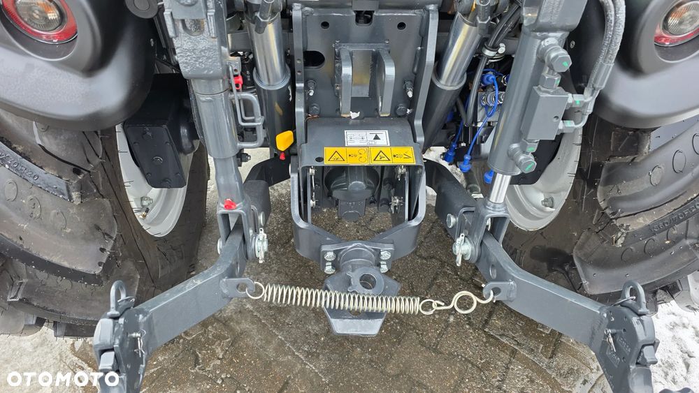 ANTONIO CARRARO TR 8900 TR 8900 silnik KUBOTA Obrotowy Fotel ! Skrzynia bezstopniowa TONY - 11