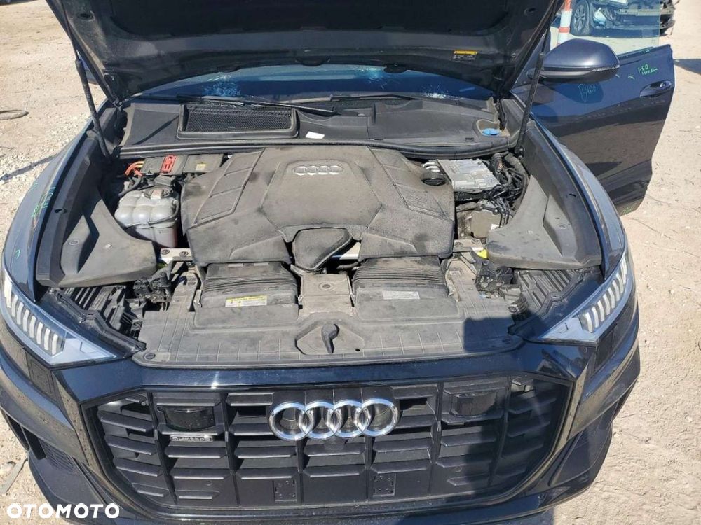 Audi Q8 - 7