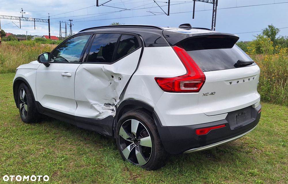 Volvo XC 40 D3 Geartronic Momentum Pro - 7