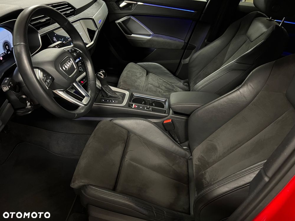 Audi Q3 Sportback - 22