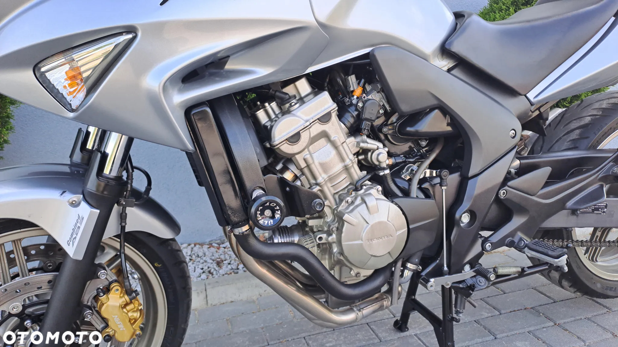 Honda CBF - 26