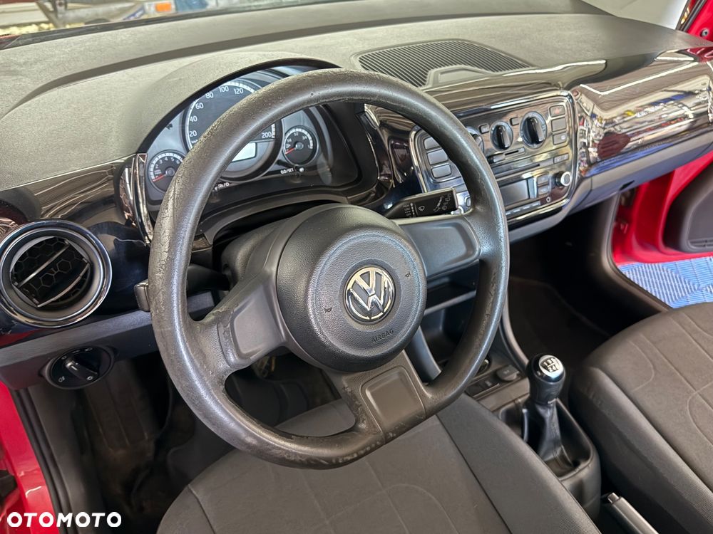 Volkswagen up! 1.0 street EU6 - 8
