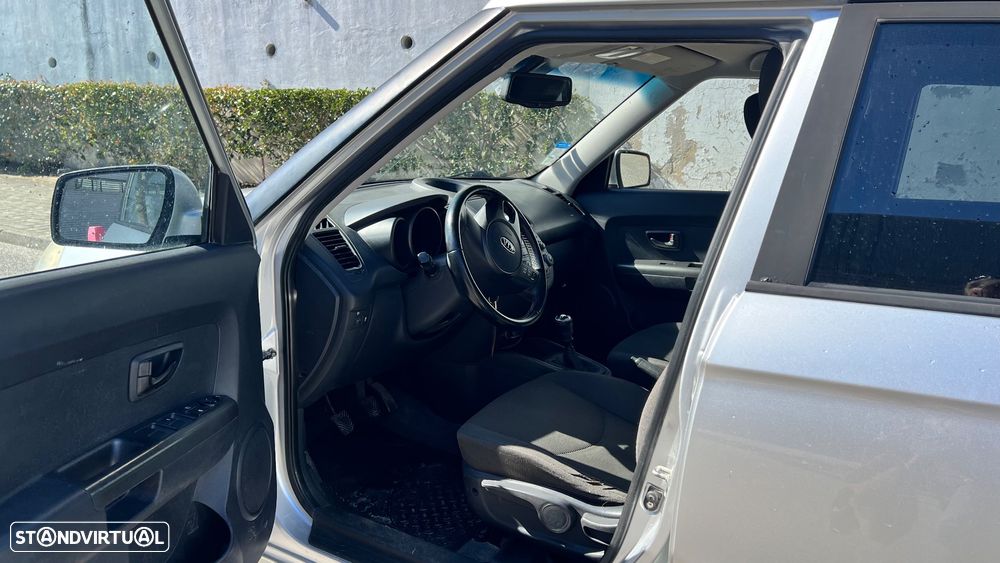 Kia Soul 1.6 CRDi EX - 9