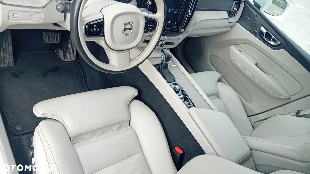 Volvo XC 60 D4 SCR AWD Inscription - 18
