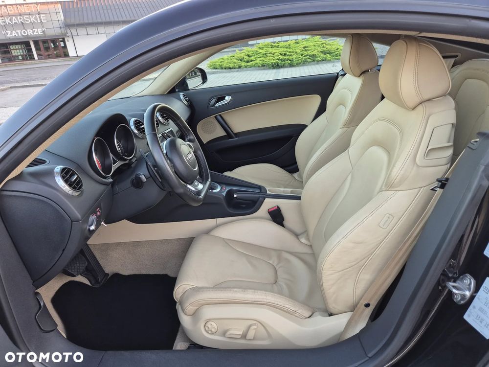 Audi TT Coupé 3.2 FSI Quattro S tronic - 37