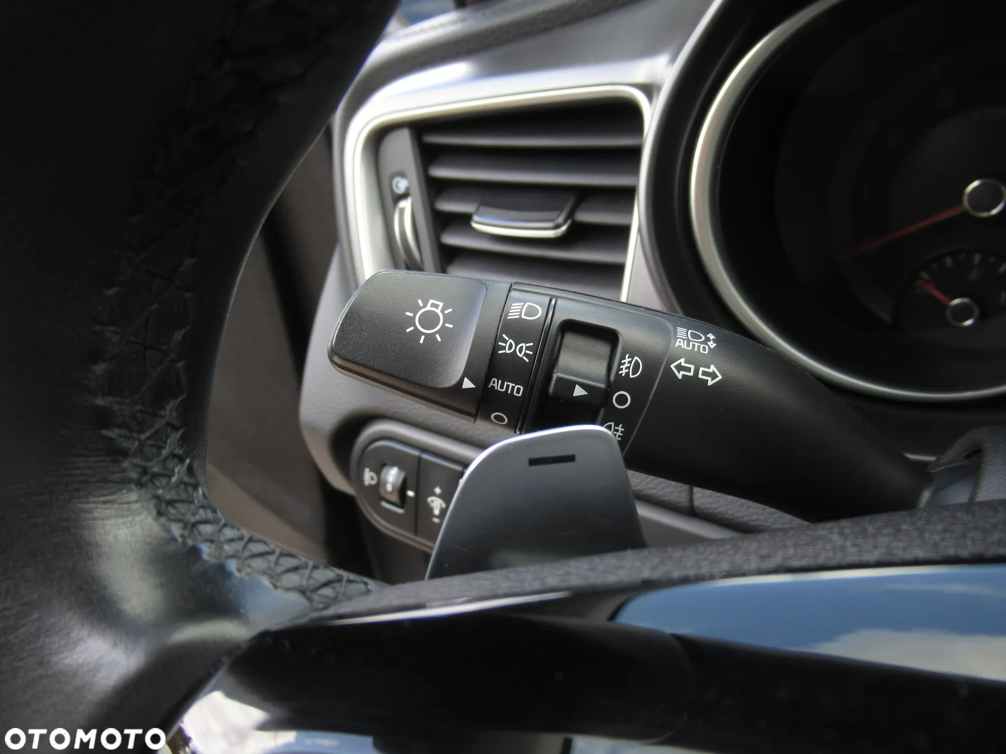 Kia Ceed 1.5 T-GDI M DCT - 13