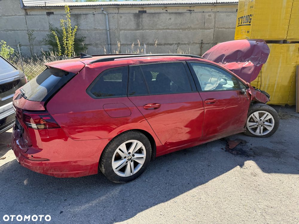 Volkswagen Golf 1.5 eTSI OPF DSG Active - 1