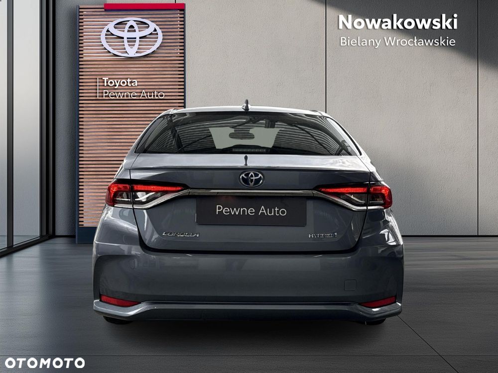 Toyota Corolla 1.8 Hybrid Comfort - 4