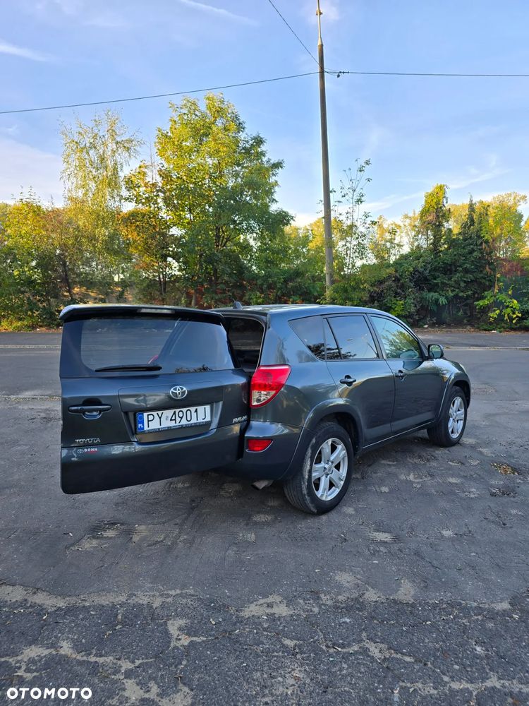 Toyota RAV4 2.2 D-4D X - 14