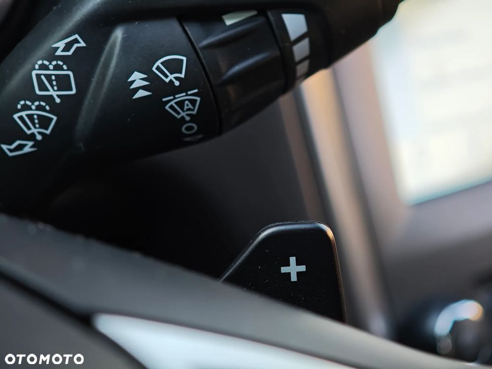Ford Mondeo 2.0 TDCi ST-Line PowerShift - 25