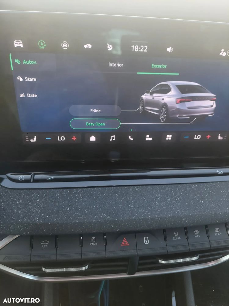 Skoda Octavia 1.5 TSI mHEV DSG Selection - 12