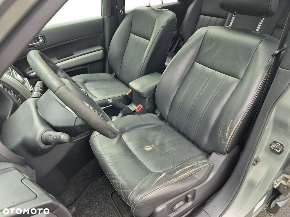 Nissan X-Trail - 11