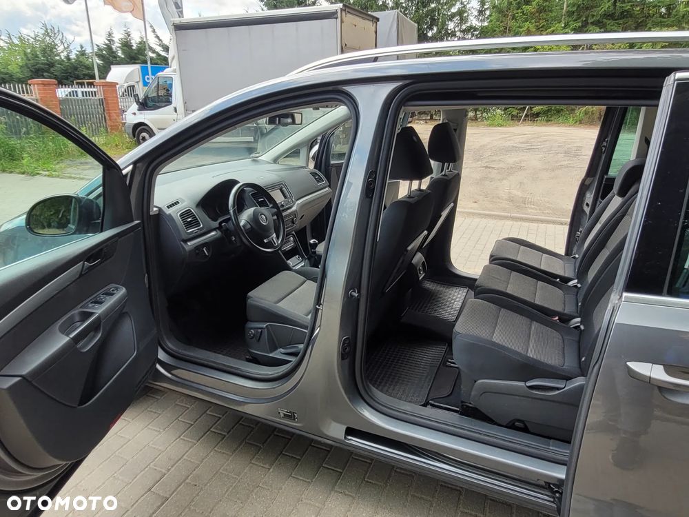 Volkswagen Sharan 2.0 TDI Highline - 15