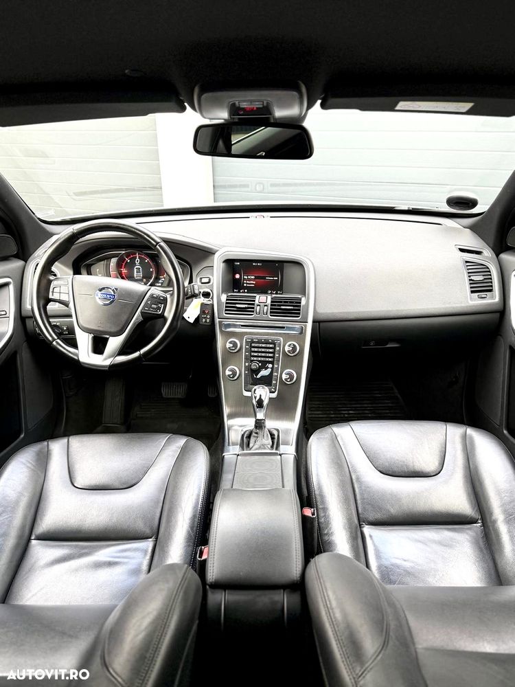 Volvo XC 60 D4 Geartronic Summum - 9