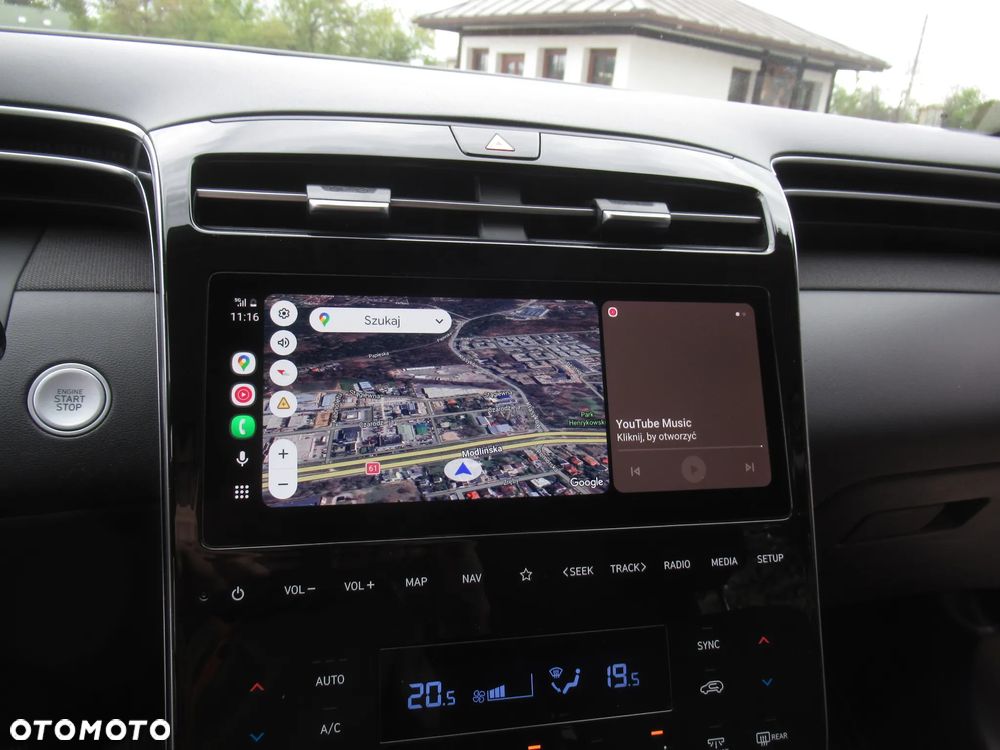 Hyundai Tucson 1.6 T-GDi HEV Executive 2WD - 34