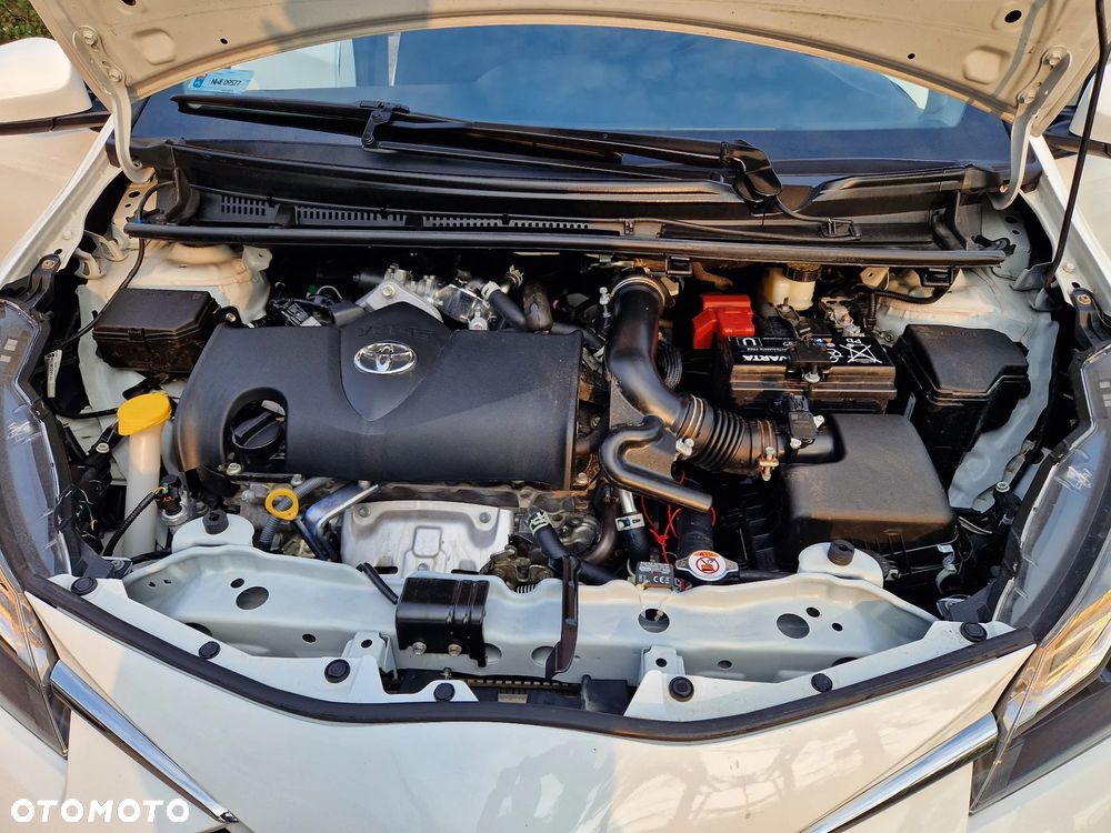 Toyota Yaris 1.5 Active - 12