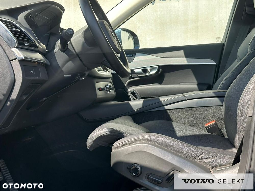 Volvo XC 90 - 24