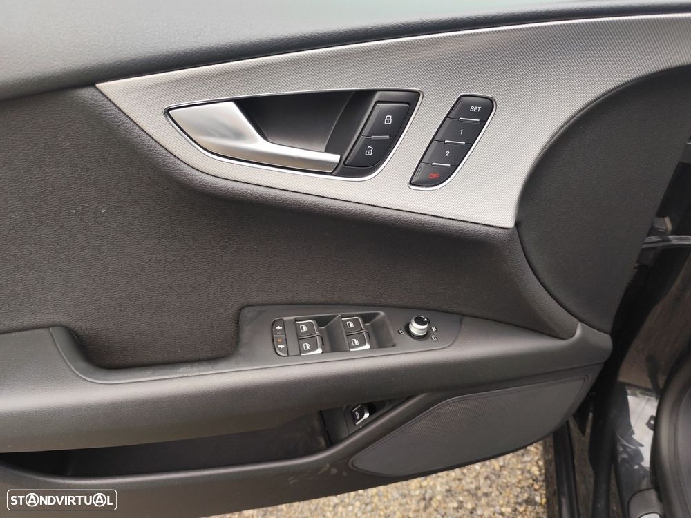 Audi A7 Sportback 3.0 TDI V6 S-line S tronic - 29