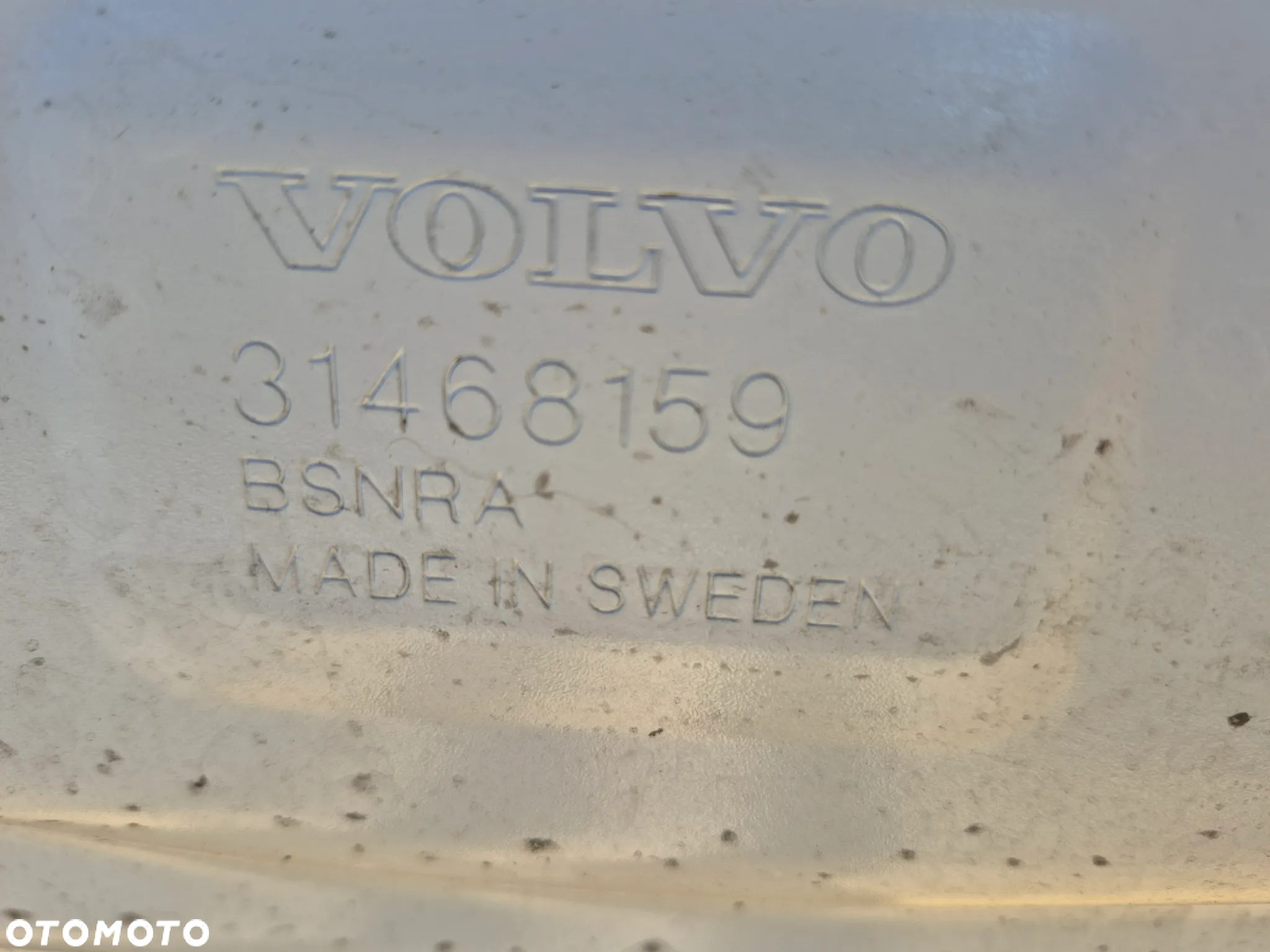 VOLVO V60 II S60 2019 MASKA POKRYWA SILNIKA KOD LAKIERU 614 - 8