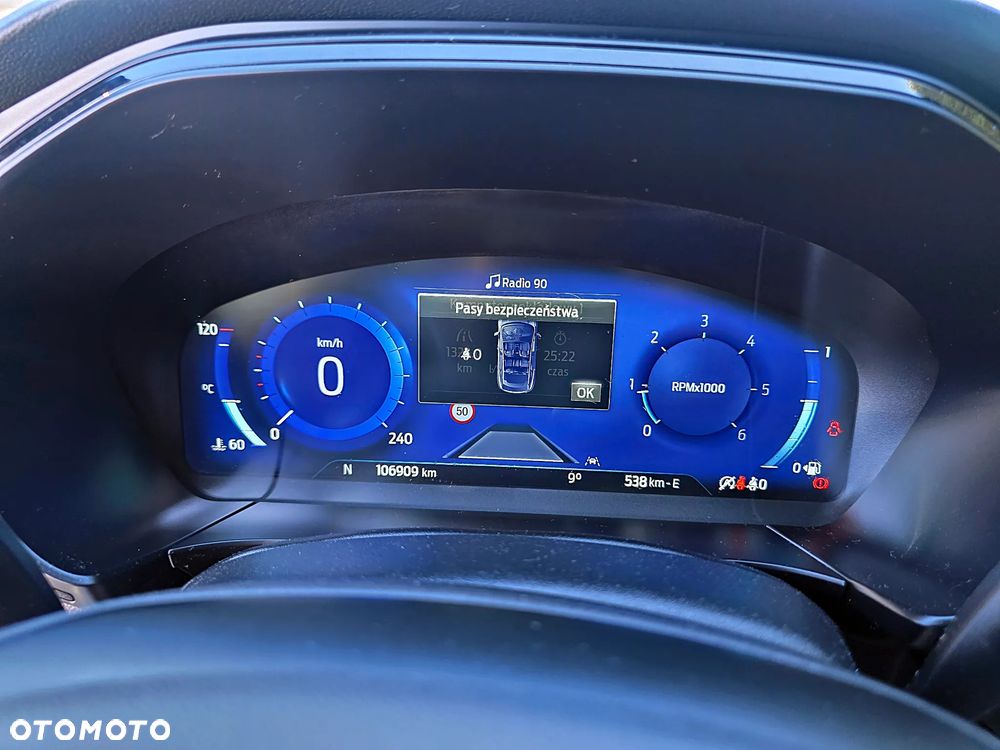 Ford Kuga 2.0 EcoBlue Hybrid ST-LINE - 22