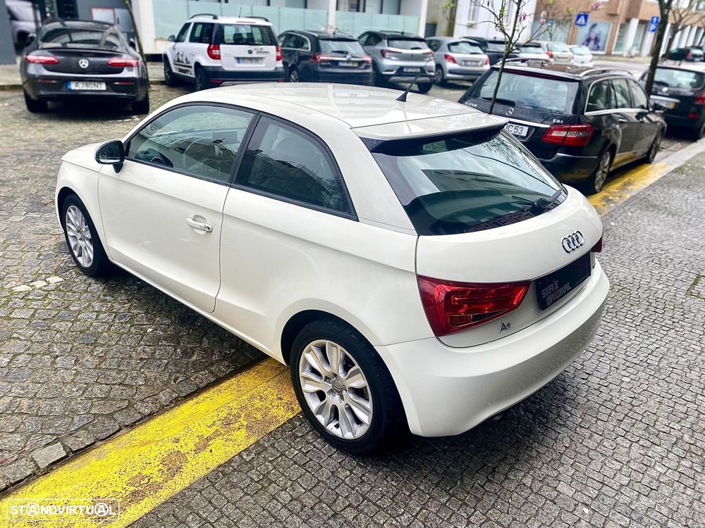 Audi A1 1.6 TDI Advance S-Tronic - 10