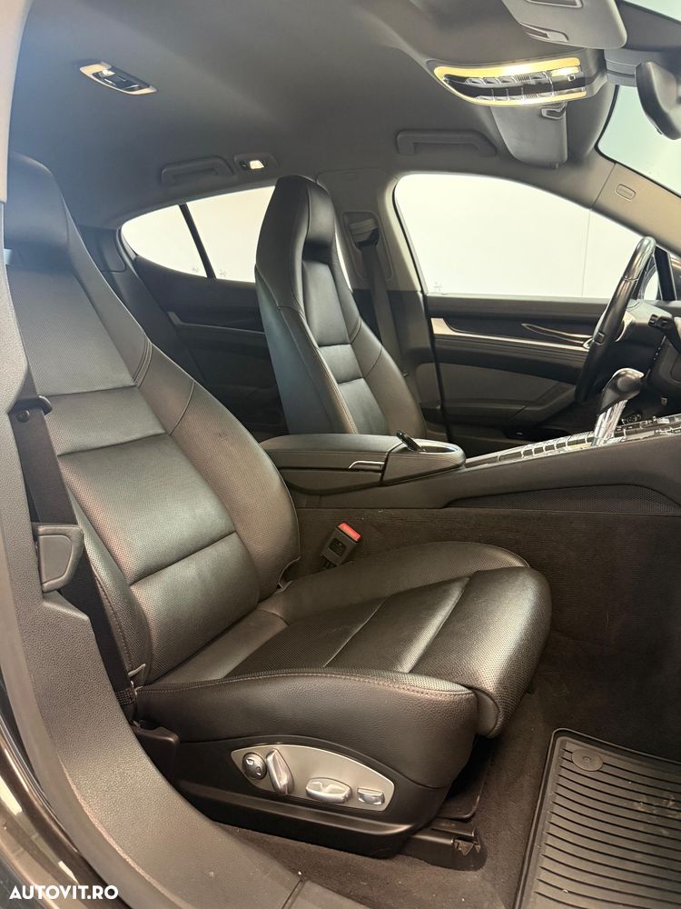 Porsche Panamera 3.0 Tiptronic S - 10