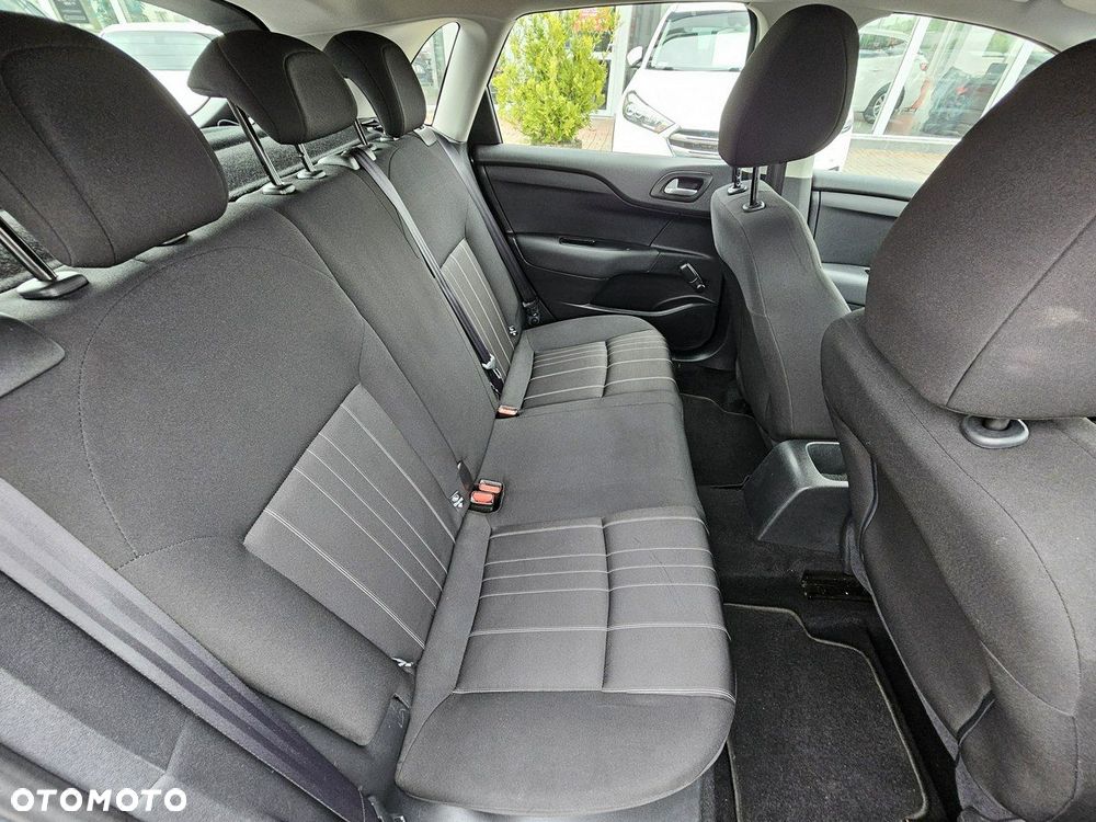 Citroën C4 VTi 95 Attraction - 28