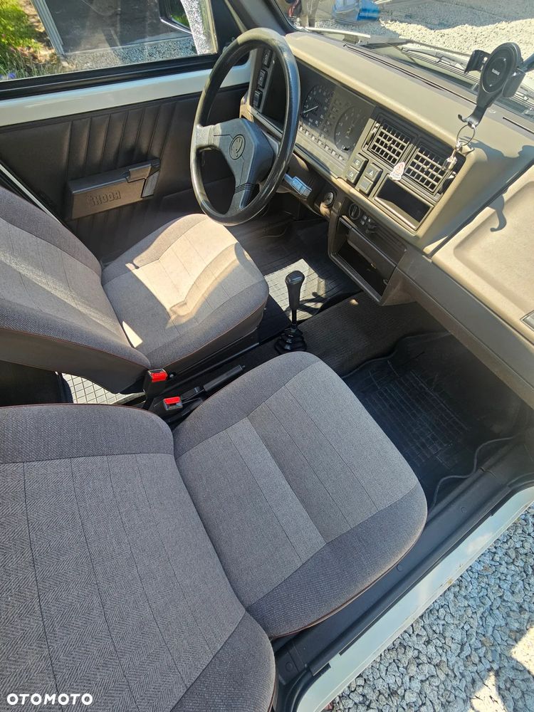 Skoda Favorit 1.3 LS - 10