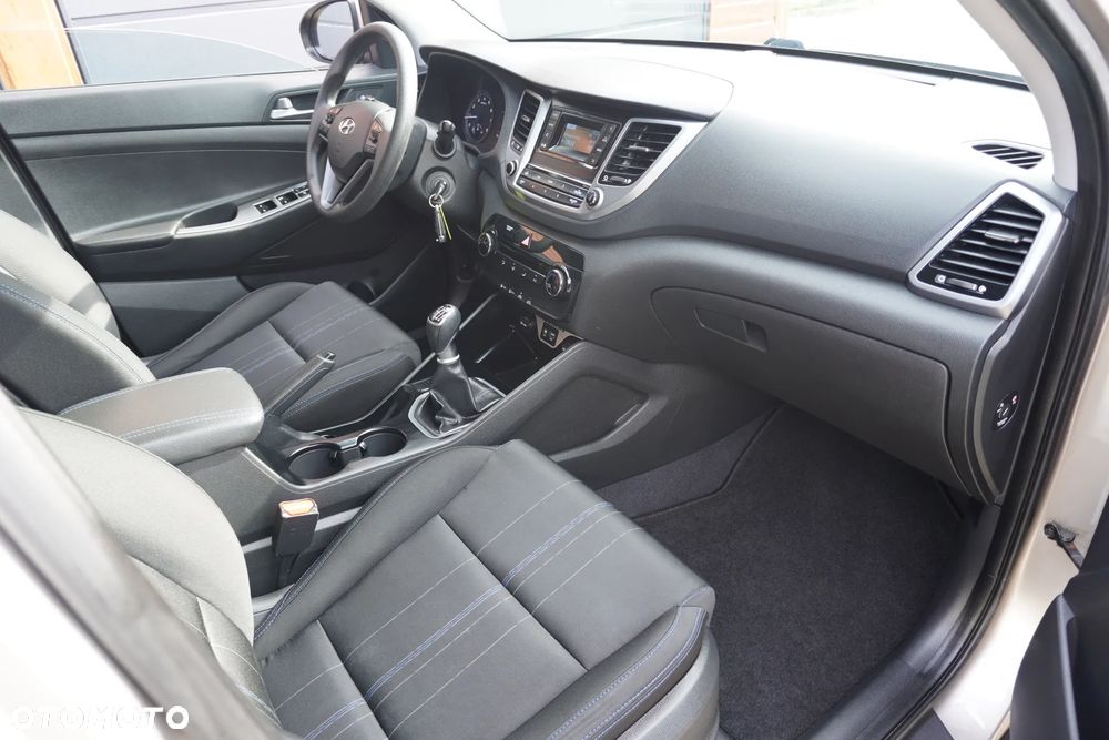 Hyundai Tucson blue 1.6 GDi 2WD Trend - 9