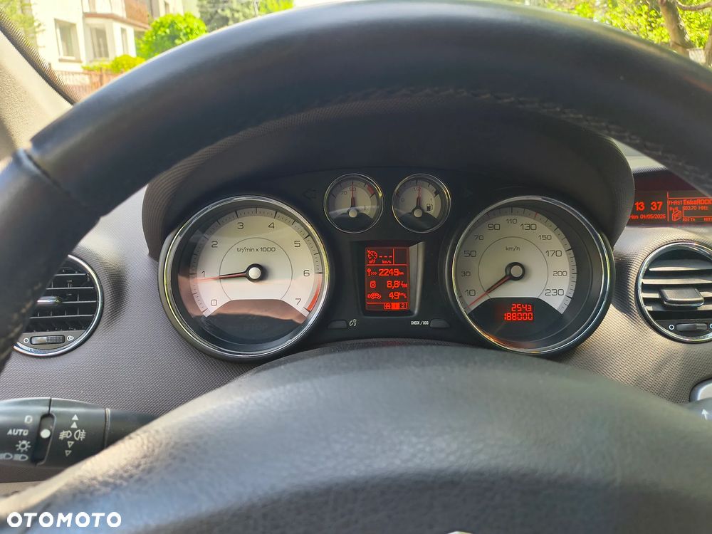Peugeot 308 120 VTi Active - 23