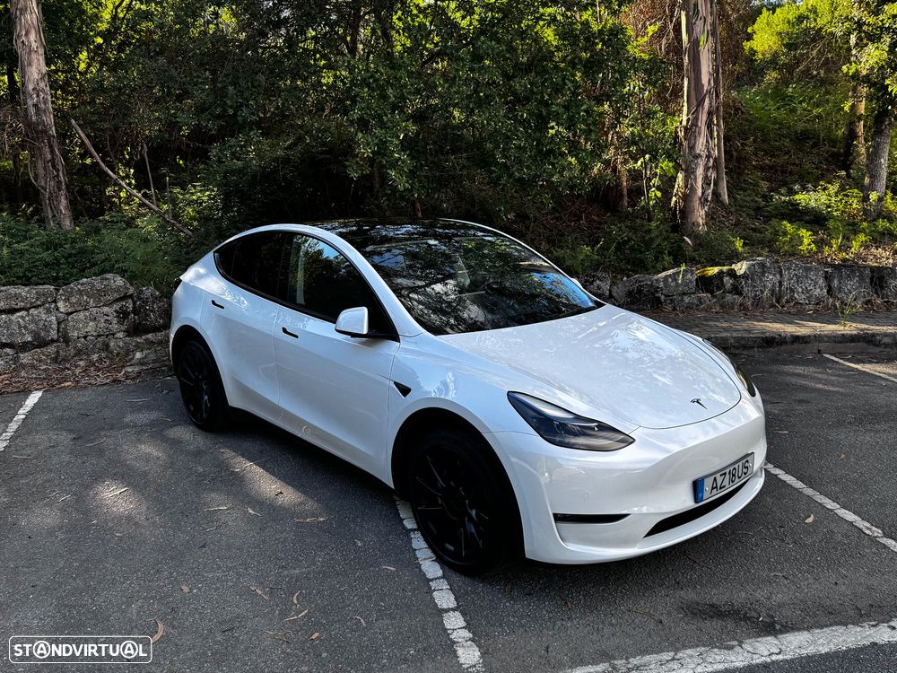 Tesla Model Y 2022 photo 2
