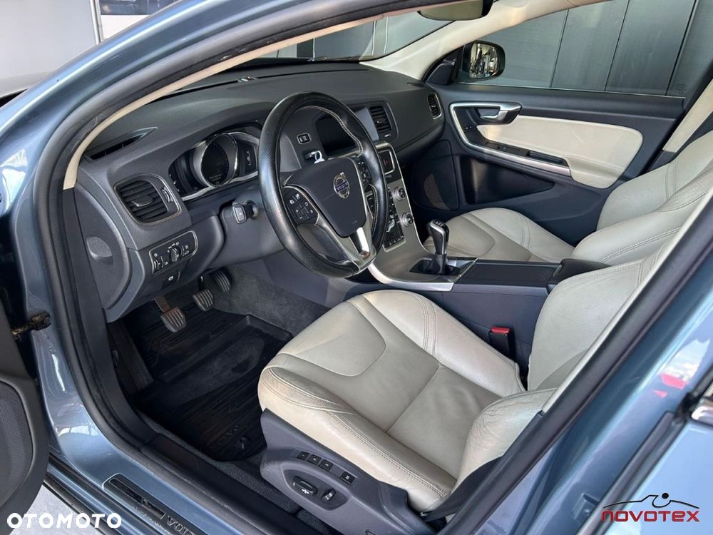 Volvo V60 D2 Drive-E Summum - 9