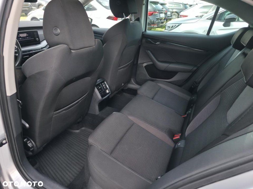 Skoda Octavia - 10